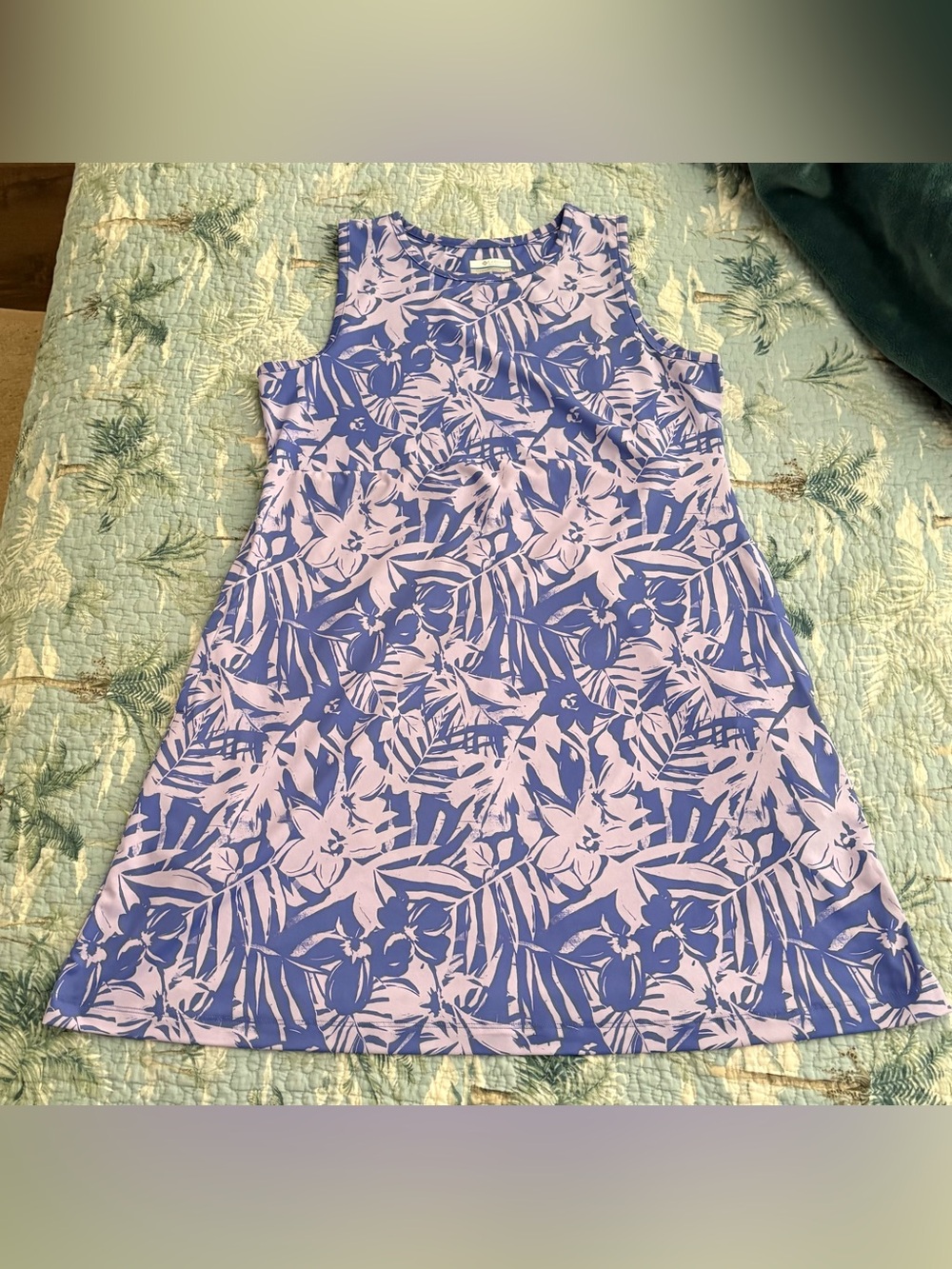 Columbia Women's Chill River Printed Dress in Lavender Pearl / Floweret size XL